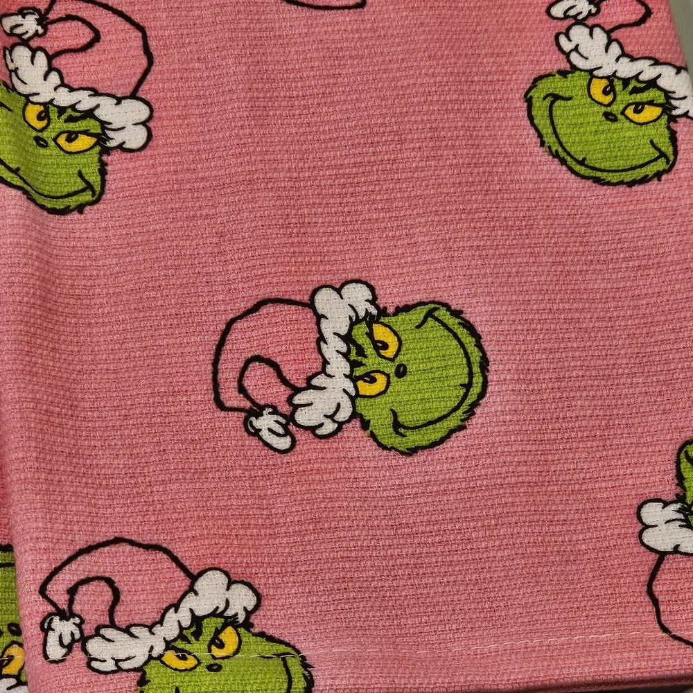 Grinch Pink KitchenTowels Set of 2